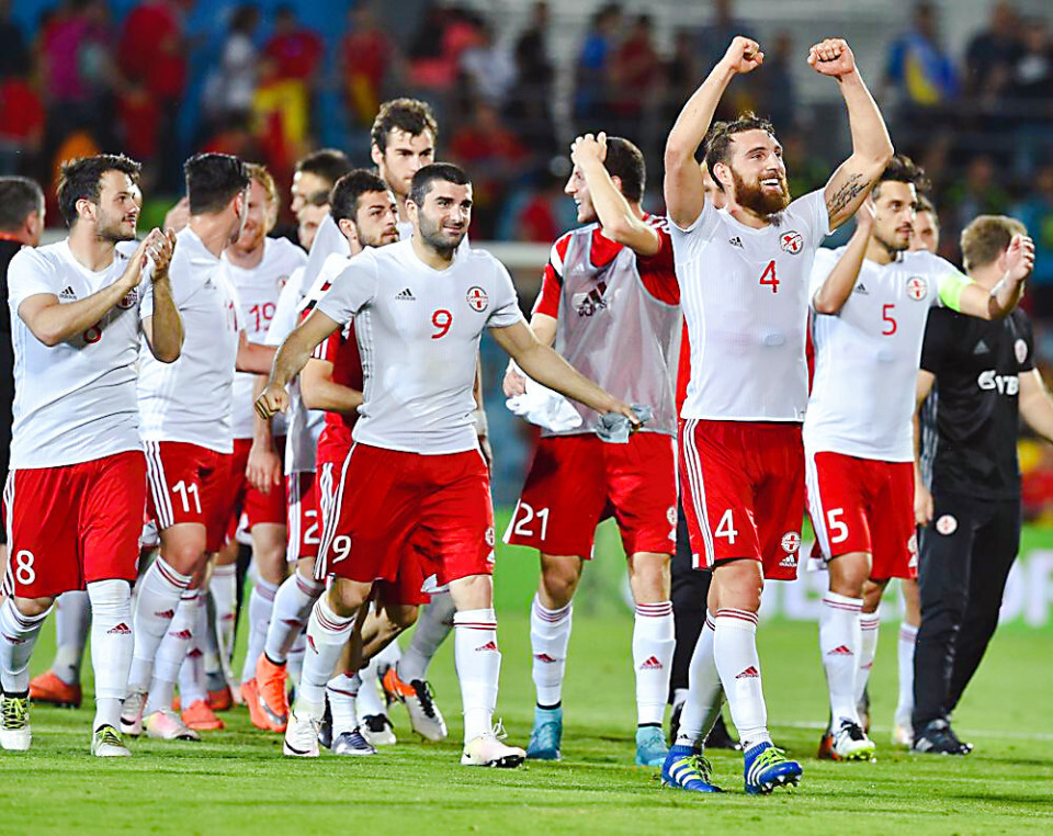 爆了（足球小组赛）格鲁吉亚及卢森堡比分卡位争夺-特讯